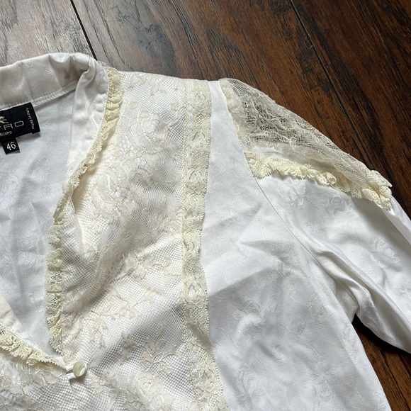 ETRO Ivory/Cream LongSleeved Button Down Top - Picture 2 of 10